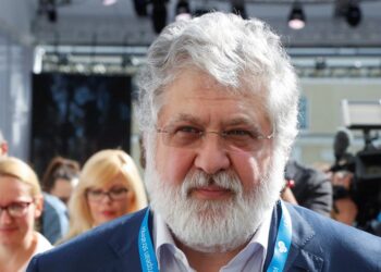 فضيحة فساد تلاحق رجل أعمال أوكرانياً شريك و صديق لزيلنيسكى 2025