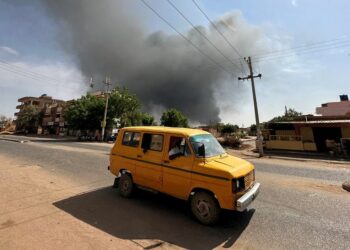 النيجر: سنقوم بطرد السفير الفرنسي لانه لا يملك إقامة 2025