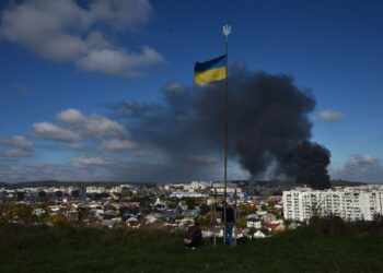عدة انفجارات تهز وسط كييف جراء غارة روسية 2024