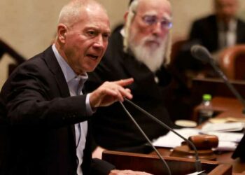 غالانت يتحدث عن مدة الهجوم البري.. و"النهاية" 2025