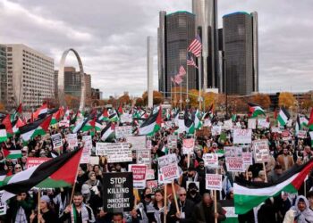 عاجل التظاهرات تجتاح  لندن وباريس ونيويورك دعما للفلسطينيين 2025