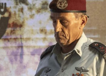  رئيسا الأركان الأميركي والإسرائيلي  يتفقون على خطة  الهجوم العسكرى على حماس 2025