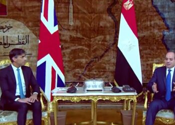 السيسي لرئيس الوزراء البريطاني: هناك حاجة للتنسيق والتعاون من أجل ألا تنزلق المنطقة في حرب على المستوى الإقليمي 2025