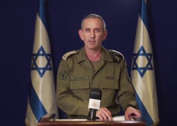 عائلات المحتجزين لدى حماس : تطالب إسرائيل بوقف اجتياح غزة  2025