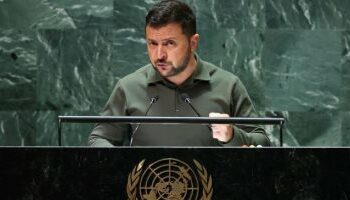 الخارجية الأمريكية : تصريحات زيلينسكى حول عدم إجراء الانتخابات "جنونية " 2025