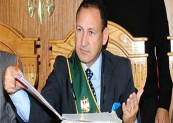 قاضى مصرى : التهجير القسري للفلسطينيين جريمة حرب 2025