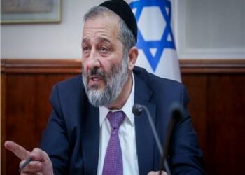 رئيس حزب إسرائيلي : حماس قضت على غرورنا العسكرى 2025