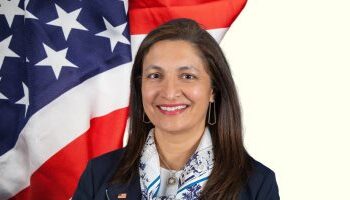 عاجل ... نائب وزير الخارجية الأمريكى يصل مطار العريش 2025