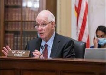 سيناتور أمريكي يصف الوضع في العالم  بالكارثى... بسبب واشنطن 2025