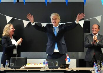 تداعيات فوز اليمين المتطرف على مغاربة هولندا 2024