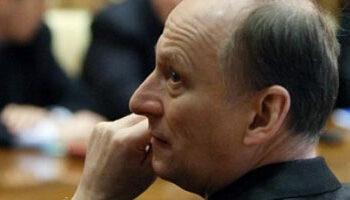 روسيا: أفعال الولايات المتحدة تزيد من خطر استخدام الأسلحة النووية 2025