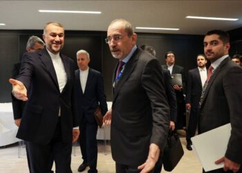 لقاء نادر بين وزيرا خارجية الأردن وإيران 2024