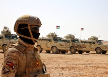 الجيش الأردني يعلن مقتل 5 تجار مخدرات على حدود سوريا 2024