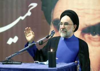 خاتمي: مقاطعة الانتخابات الرئاسية دليل على "الاستياء العام" في إيران 2024