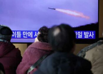 كوريا الشمالية تختبر صاروخا "استراتيجيا" جديدا..وتكشف أهميته 2024