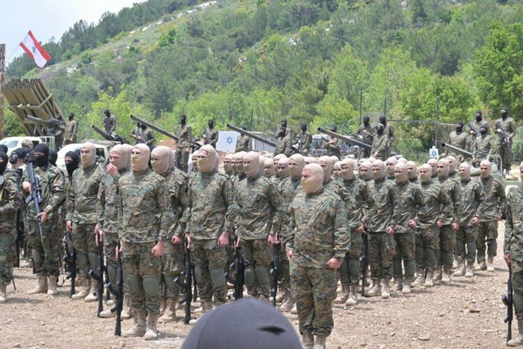 حزب الله يتوسع في تجنيد فلسطينيين المخيمات لمواجهة إسرائيل 1 حزب الله يتوسع في تجنيد فلسطينيين المخيمات لمواجهة إسرائيل 2025