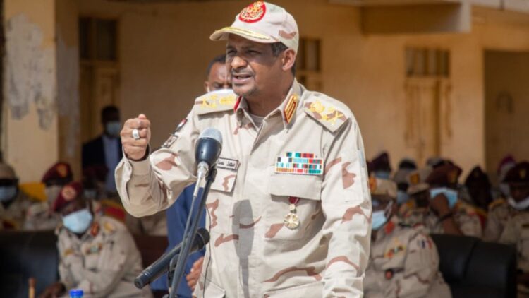 حميدتي يلتقي بقادة سودانيين خلال جولة خارجية.. لدعمه ضد البرهان 2024