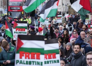 بريطانيا تدرس اقرار جريمة جنائية خاص بمتظاهري دعم فلسطين 2025