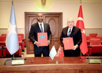 الصومال يوقع اتفاق دفاعي مع تركيا لمواجهة إثيوبيا 2025