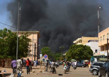 بوركينا فاسو: استهداف المعسكرات والكنائس في هجمات إرهابية 2024