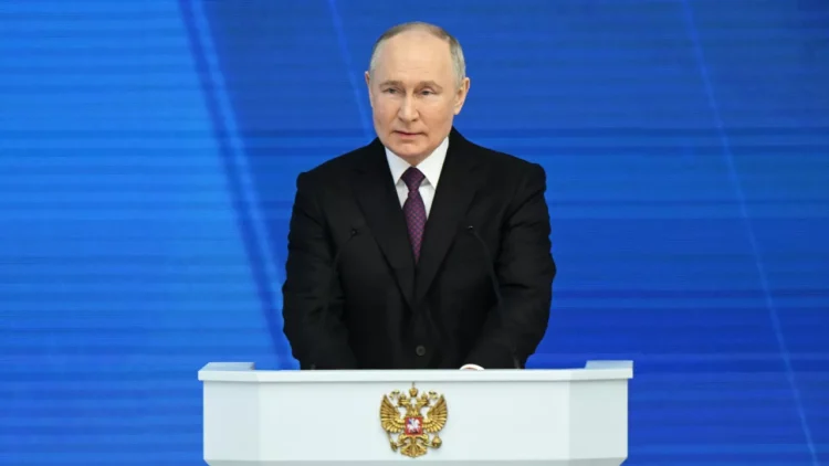 بوتين يدعو المواطنين الروس إلى التصويت بقوة في الانتخابات الرئاسية 2024
