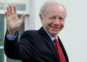 Former Senator Joe Lieberman waves as he leaves after a meeting with President Donald Trump for candidates for FBI director at the White House in Washington, U.S., May 17, 2017. REUTERS/Yuri Gripas