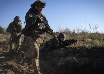 المخابرات الأمريكية: لا نملك عصا سحرية لحل أزمة أوكرانيا 2025