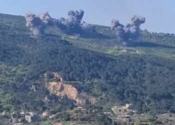 الجيش الإسرائيلي يشن هجمات على أهداف تابعة لحزب الله في جنوب لبنان 2025