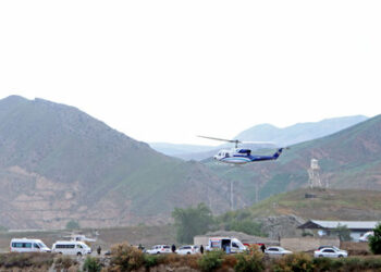 A helicopter carrying Iran's President Ebrahim Raisi takes off, near the Iran-Azerbaijan border, May 19, 2024. The helicopter with Raisi on board later crashed. Ali Hamed Haghdoust/IRNA/WANA (West Asia News Agency) via REUTERS ATTENTION EDITORS - THIS IMAGE HAS BEEN SUPPLIED BY A THIRD PARTY.