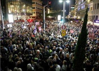 تل أبيب تشتعل …مظاهرات واضرابات وغلق كلى للشوارع 2024