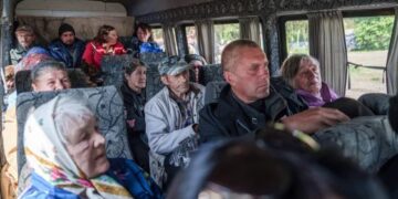 فرار الآلاف.. قوات روسية تقترب من بلدة فيفوفشانسك شمال شرق أوكرانيا 2024