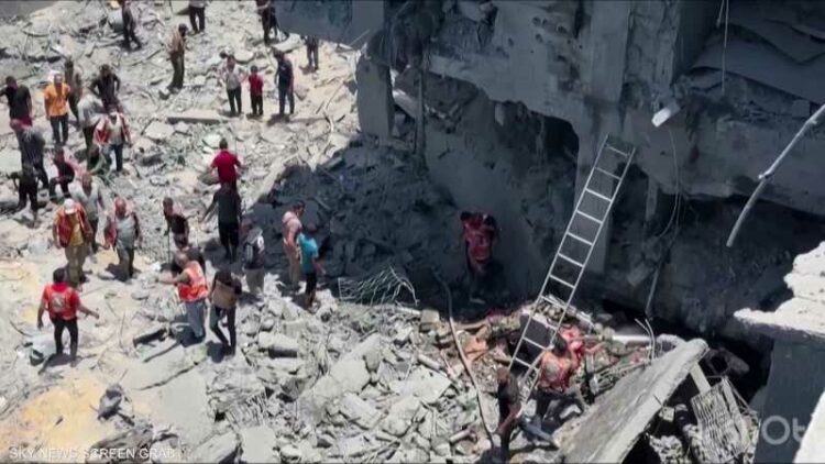 القسام توعدت برد قاسى …مقتل 10 من أقارب إسماعيل هنية في غارة جوية إسرائيلية 2024