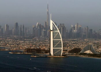 A view of the Burj Al Arab hotel and Burj Khalifa in Dubai, United Arab Emirates, June 9, 2021. Picture taken June 9, 2021. REUTERS/Christopher Pike