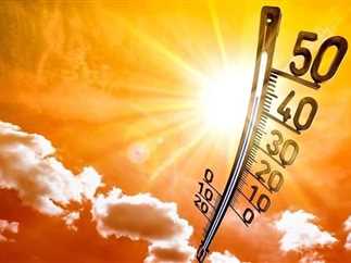 استمرار الموجة الحارة: القاهرة تسجل 39 درجة وجنوب الصعيد 45 درجة 2024