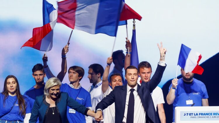 اليمين المتطرف يرشح جوردان بارديلا لرئاسة الوزراء في فرنسا 2024