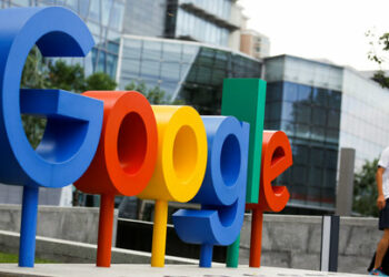 The brand logo of Alphabet Inc's Google is seen outside its office in Beijing, China, August 8, 2018.  REUTERS/Thomas Peter