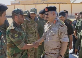 خوفا من الانقلاب عليه …حفتر ينصب أبنائه الستة قادة على الجيش الليبي 2024