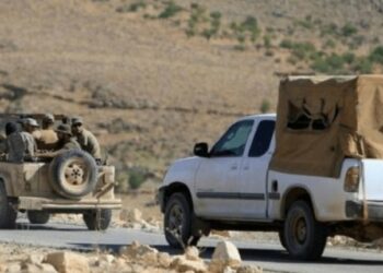 دخول شاحنة أسلحة ومعدات للميليشيات الإيرانية من العراق إلى سوريا عبر معبر السكة 2024