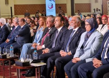 وزير الخارجية المصرى يناقش مع رشا راغب مشاكل المصريين بالخارج 2024