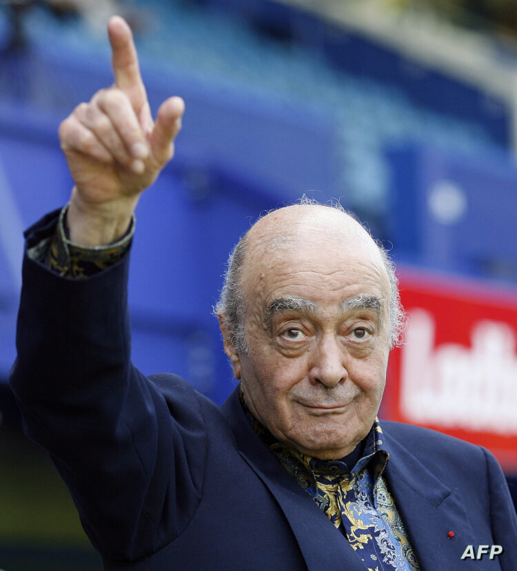 (FILES) Fulham's Chairman Mohamed Al Fayed celebrates at the end of the team's Premier League match against Portsmouth at Fratton Park, in Portsmouth, on May 11, 2008. Tycoon Mohamed Al-Fayed, a controversial billionaire and the father of Dodi who was killed along with Princess Diana in 1997, has died aged 94 his family said in a statement Friday, September 1, 2023. (Photo by GLYN KIRK / AFP)