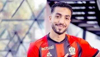 محمد عبد المنعم على دكة بدلاء نيس فى مواجهة أنجيه بالدوري الفرنسي 2024