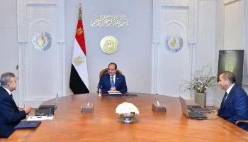 الرئيس المصرى يطلع على تطورات حركة الملاحة بقناة السويس 2025