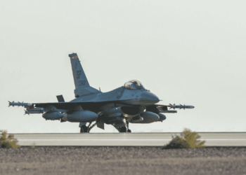 أكسيوس: إسرائيل أخطرت إيران مسبقا عبر طرف ثالث بالمواقع التي ستهاجمها 2025