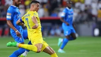 انطلاق قمة النصر ضد الهلال في الدوري السعودي 2024