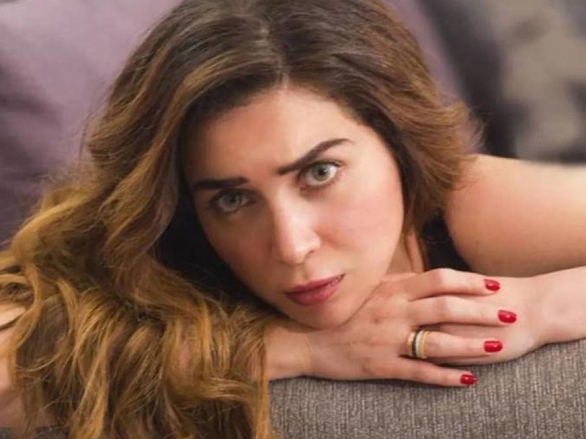 مي عز الدين …والكشف عن أسرار غير معروفة في مسيرتها الفنية والشخصية