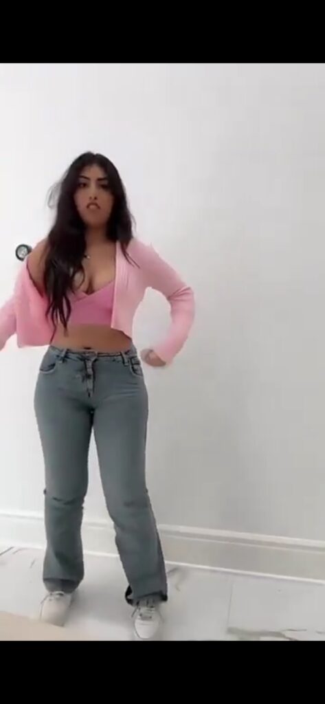 آخرهم بنت القحطاني.. تحدي التعري حول التيك توك إلي مصيدة للمراهقين 2025