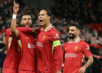 محمد صلاح يسجل…. ليفربول يسحق ابسويتش برباعية مقابل هدف فى الدورى الإنجليزى 2025