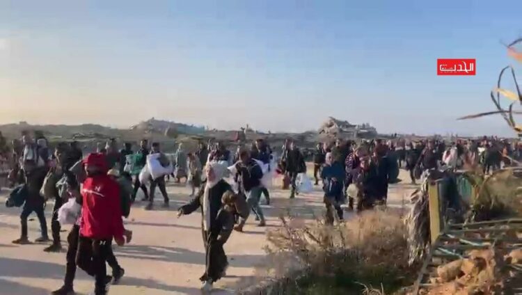 بيرني ساندرز يصف تصريحات ترامب بشأن تهجير الفلسطينيين بأنها "تطهير عرقي" وجريمة حرب 2025