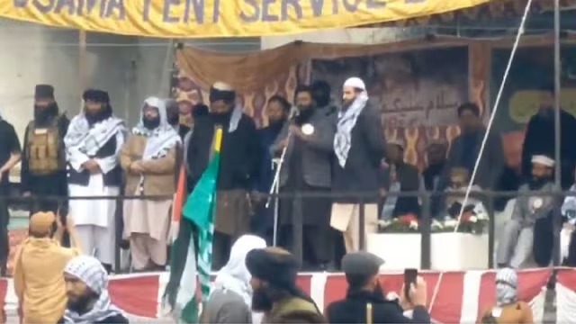 الهند في حالة تأهب بعد استضافة جماعات باكستانية حماس في مؤتمر كشمير 1 الهند في حالة تأهب بعد استضافة جماعات باكستانية حماس في مؤتمر كشمير 2025