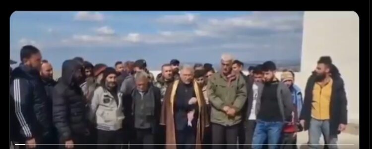 صالح منصور أبرز قيادات العلويين يدعو إلى التظاهر يوم 2 مارس ضد الانتهاكات الطائفية في سوريا 1 صالح منصور أبرز قيادات العلويين يدعو إلى التظاهر يوم 2 مارس ضد الانتهاكات الطائفية في سوريا 2025